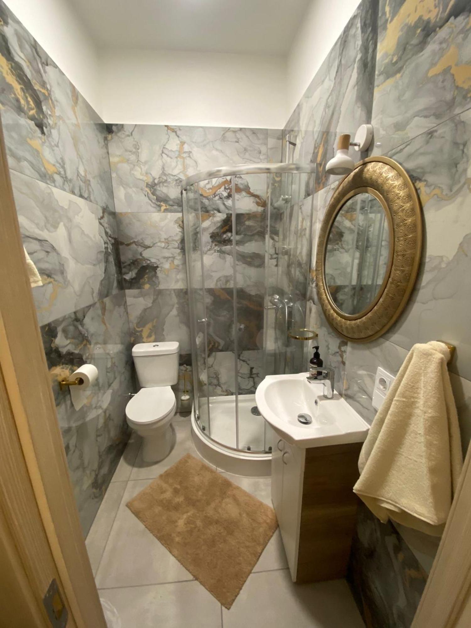 Apartamento Golden Rush Riga Exterior foto